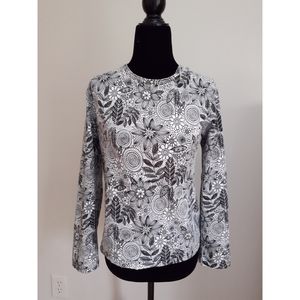 ✨3/$15 Haggar | Black&White Floral Print Top